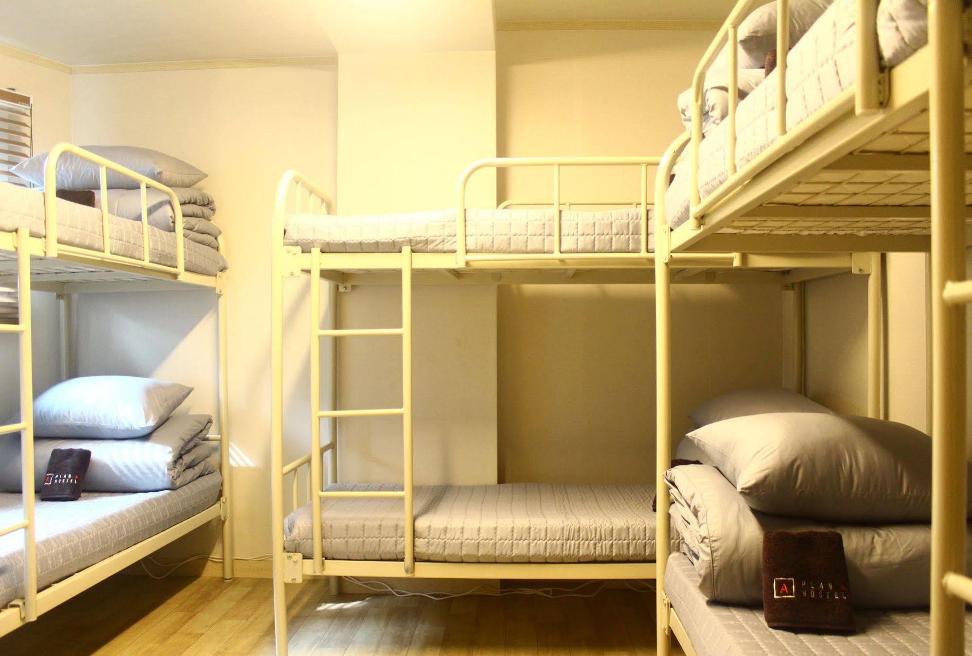 Plan A Hostel Seoul Exteriör bild